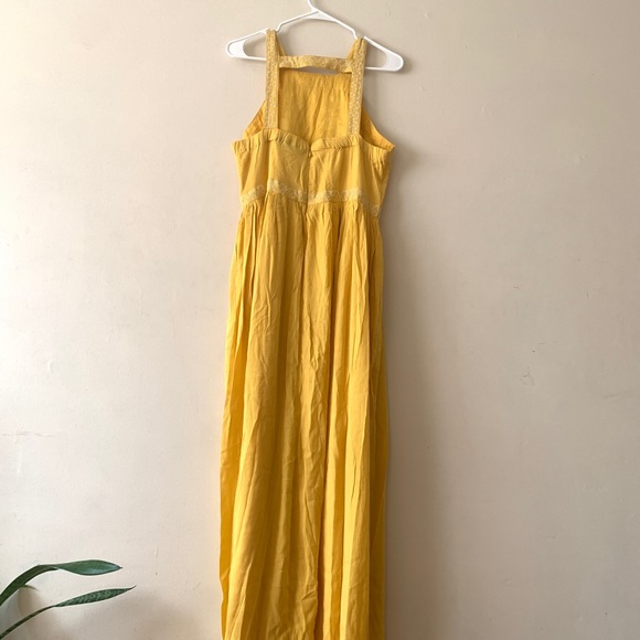 NY & COMPANY GOLD DUST / YELLOW EMBROIDERED MAXI DRESS . SIZE LARGE - Picture 12 of 17